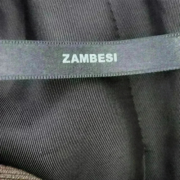 Zambesi New Zealand Gotham Renaissance Quilted Rayon Lined Trench Zip Jacket. - Picture 10 of 10